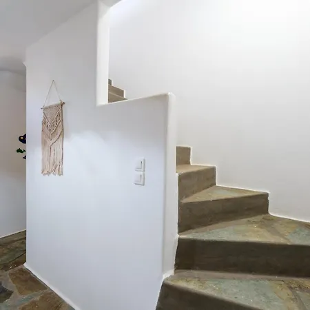 Noho Pounda House 3 Bedroom * Páros